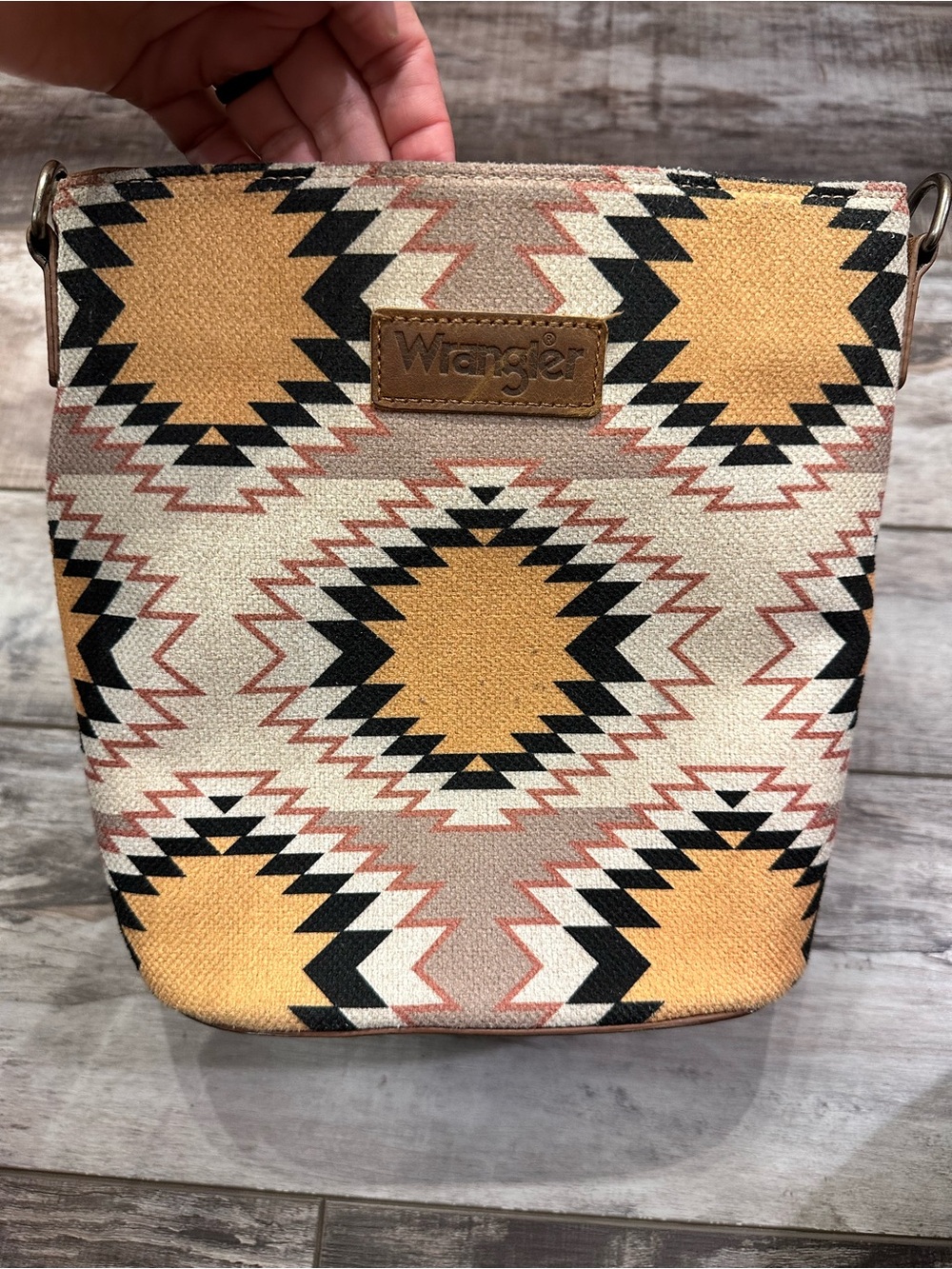 Wrangler Tan & Yellow Aztec Crossbody Bag with Multi Strap - Picture 5 of 14